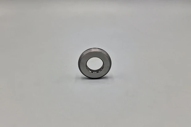 Седло шарика нижнего клапана поршневого насоса окрасочного аппарата TL-R650 [TL-244571]
