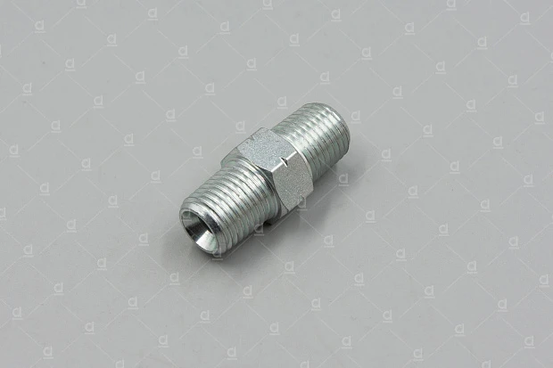Адаптер прямой 3/8" NPT(M) - 3/8"NPT(M), 700 бар (аналог 156849) [OF-AD-38-38]